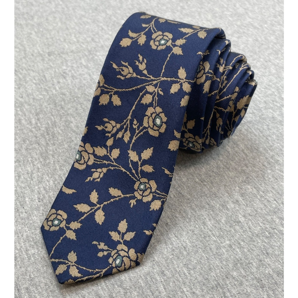 J Crew Tie Mens Floral 100% Silk Skinny 2 1/2" Width 60"‎ Length Made USA